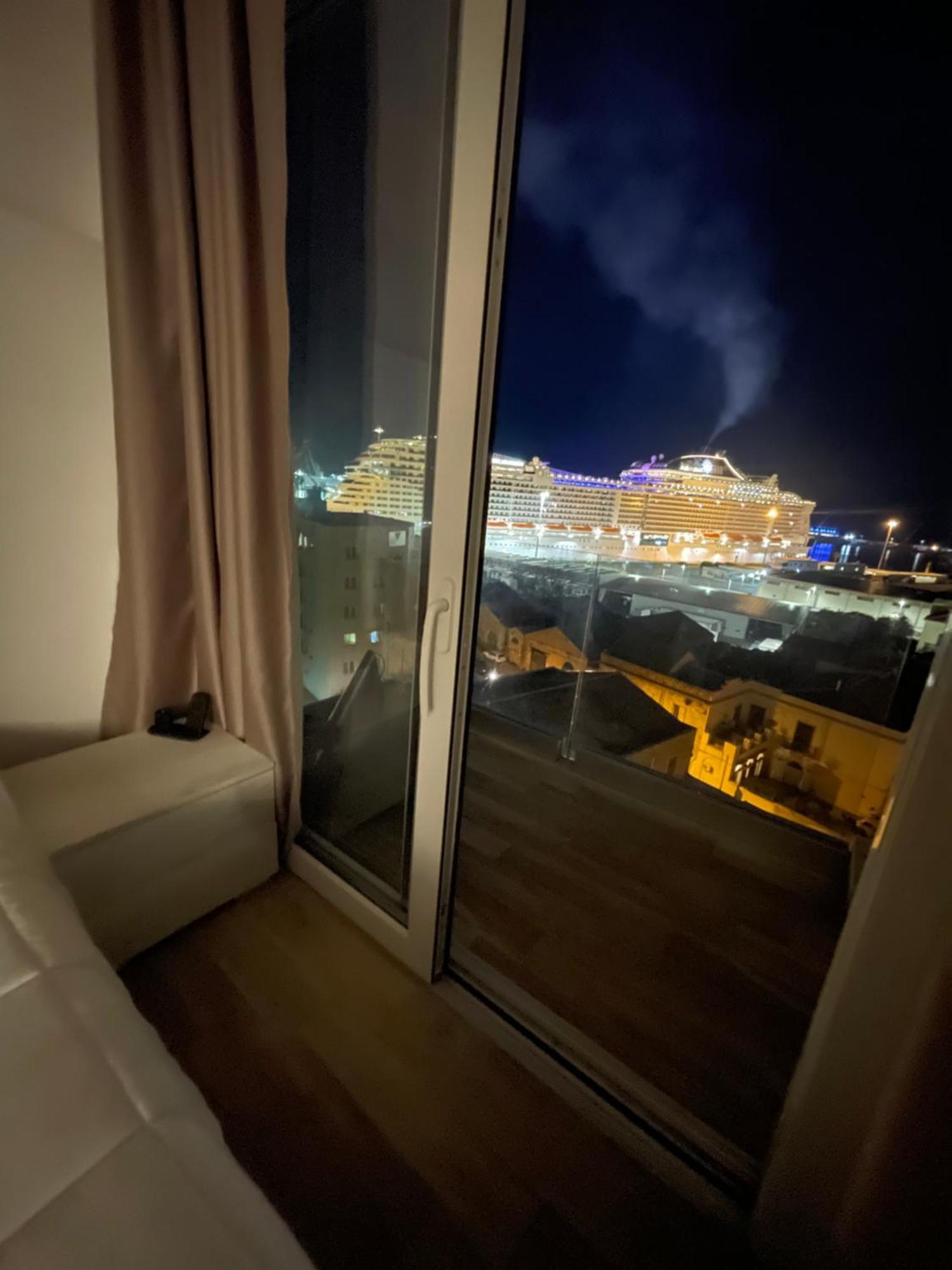 Palermo Inn Marina Exclusive View Buitenkant foto