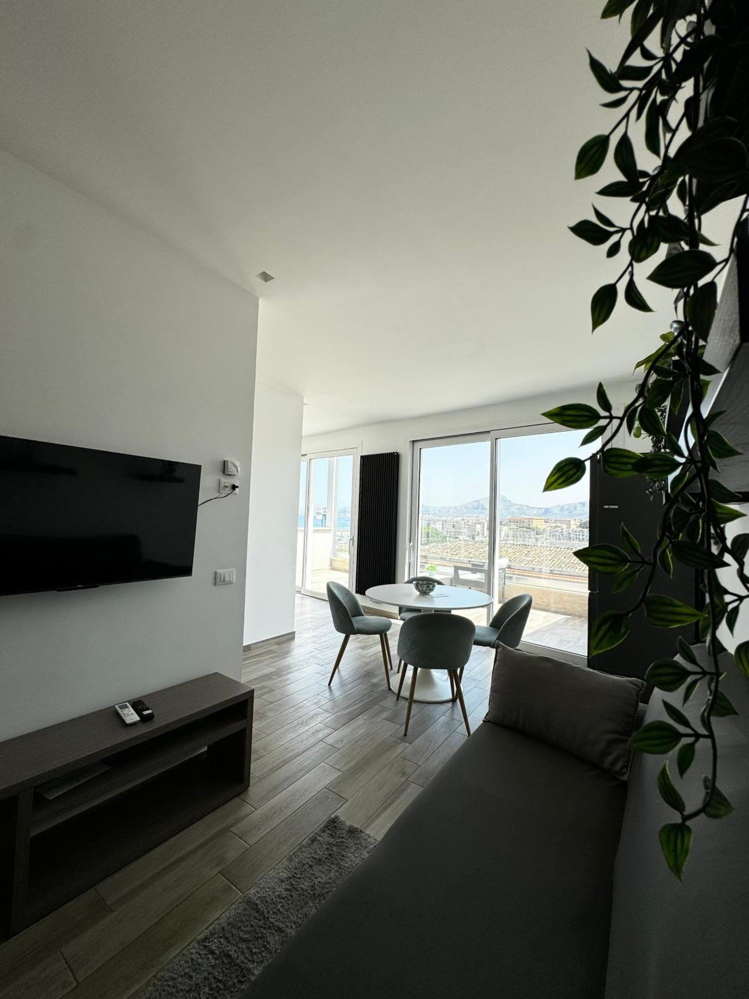 Palermo Inn Marina Exclusive View Buitenkant foto